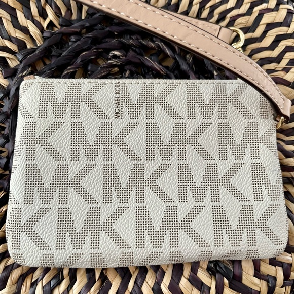Michael Kors Logo Wristlet- Vanilla Acorn - Picture 2 of 7